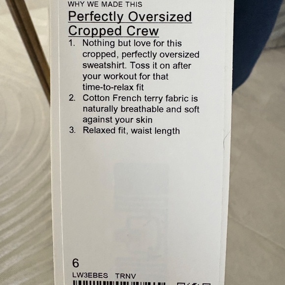 NWT Lululemon Perfectly Oversized Cropped Crew - Picture 3 of 3